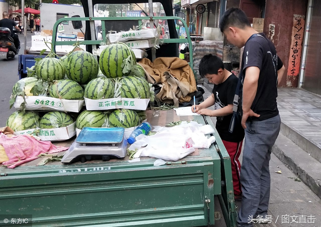 带孩子摆摊，一次别开生面的亲子体验之旅