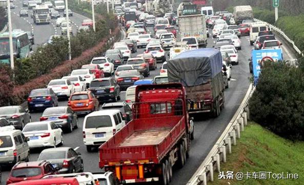 堵车第一辆车的独白，从源头看城市交通的瓶颈